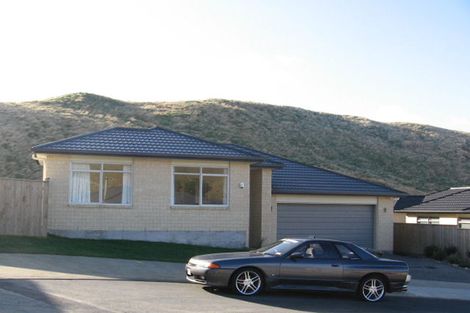 Photo of property in 18 Gifford Grove, Churton Park, Wellington, 6037