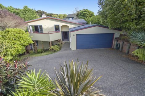 Photo of property in 90e Atkinson Road, Titirangi, Auckland, 0604