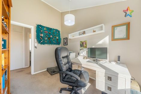 Photo of property in 51 Howard Road, Point Howard, Lower Hutt, 5013