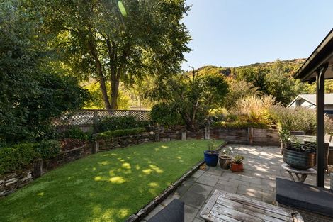 Photo of property in 10 Cornwall Street, Arrowtown, 9302