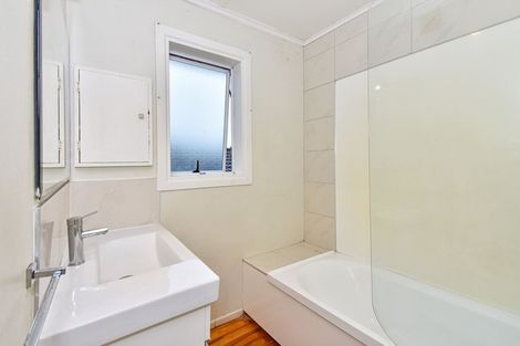 Photo of property in 34 Puriri Road, Manurewa, Auckland, 2102