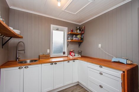 Photo of property in 4 Walnut Place, Owhata, Rotorua, 3010