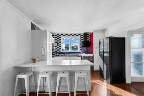 Photo of property in 1 Marybeth Place, Rosehill, Papakura, 2113