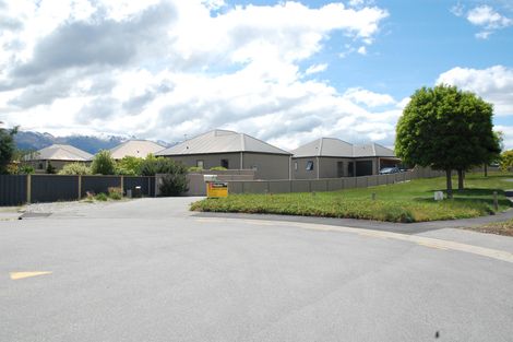 Photo of property in 8b Mckellar Court, Cromwell, 9310