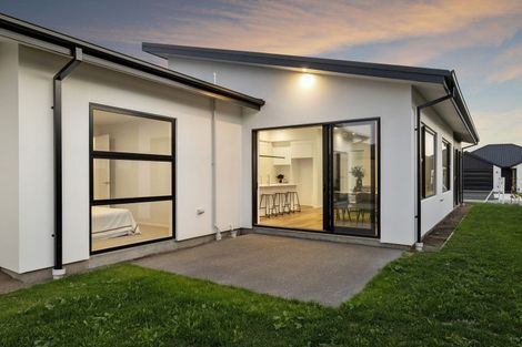 Photo of property in 5 Pipipi Lane, Halswell, Christchurch, 8025