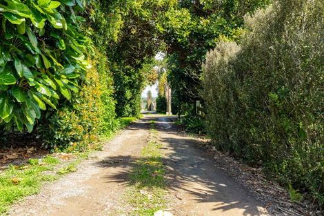 Photo of property in 656 One Tree Point Road, Ruakaka, Whangarei, 0171
