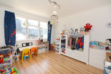 Photo of property in 4 Hanlon Street, Halfway Bush, Dunedin, 9010