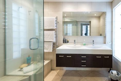 Photo of property in 289 Point View Drive, Shamrock Park, Auckland, 2016