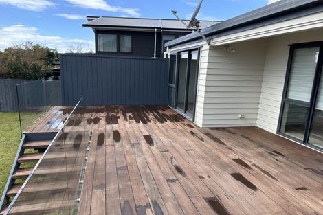 Photo of property in 1446 Whangaparaoa Road, Army Bay, Whangaparaoa, 0930