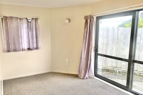 Photo of property in 26 Nile Road, Kelston, Auckland, 0602