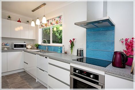 Photo of property in 32 Marlborough Street, Levin, 5510