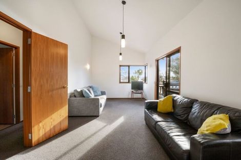 Photo of property in 2/11 Kereru Street, Two Mile Bay, Taupo, 3330