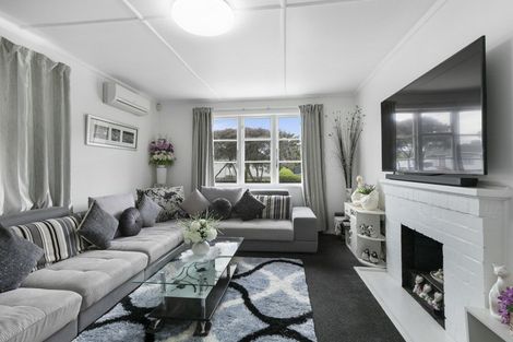 Photo of property in 71 Sladden Street, Naenae, Lower Hutt, 5011