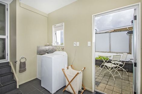 Photo of property in 39 Raumati Crescent, Onerahi, Whangarei, 0110