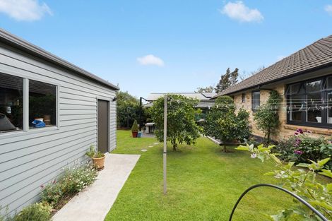 Photo of property in 27 Nixon Street, Hamilton East, Hamilton, 3216