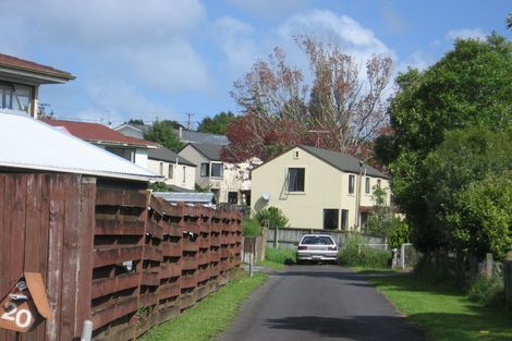 Photo of property in 18 Meilland Place, Glen Eden, Auckland, 0602