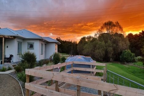 Photo of property in 26 Brynderwyn Road, Brynderwyn, Maungaturoto, 0587