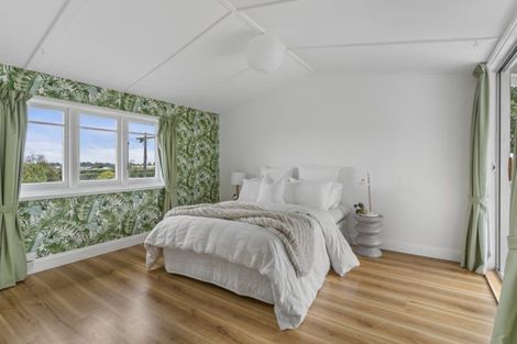 Photo of property in 4 Crossley Street, Katikati, 3129