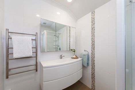 Photo of property in 1/7 O'halloran Road, Howick, Auckland, 2014