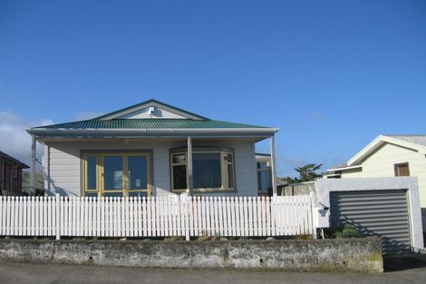 Photo of property in 54 Motuhara Road, Plimmerton, Porirua, 5026