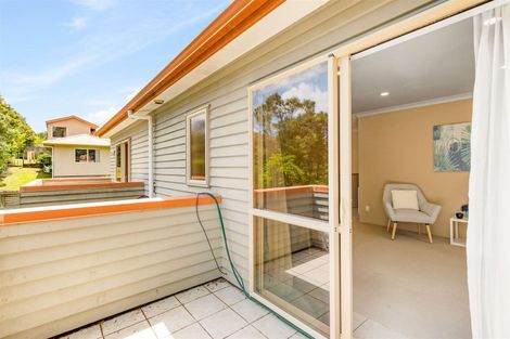 Photo of property in 77c Colwill Road, Massey, Auckland, 0614
