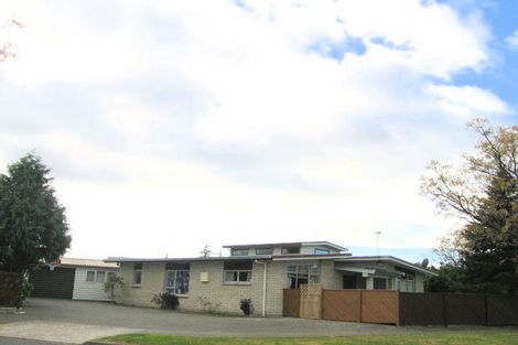 Photo of property in 19 Atherfold Crescent, Greenmeadows, Napier, 4112