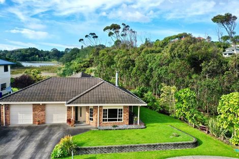 Photo of property in 66 Te Horo Drive, Ohope, 3121