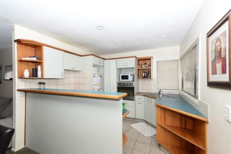 Photo of property in 13 Sudbury Court, Rototuna North, Hamilton, 3210