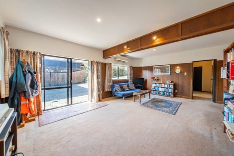 Photo of property in 4 Raynham Way, Silverstream, Upper Hutt, 5019