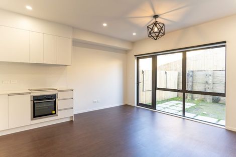 Photo of property in 5 Rangimarie Close, Opaheke, Papakura, 2113