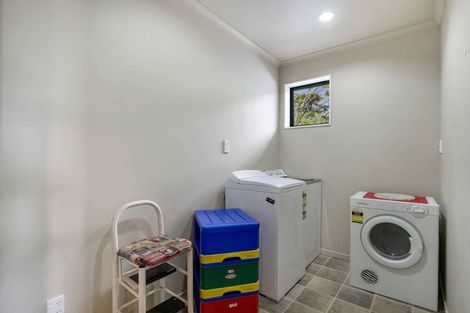 Photo of property in 85 Kent Street, Picton, 7220