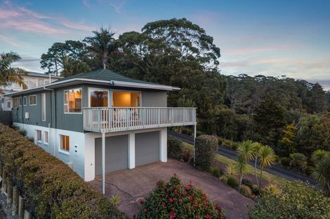 Photo of property in 1/98 Park Rise, Campbells Bay, Auckland, 0630