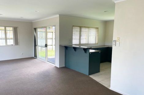 Photo of property in 28 Raphoe Road, Flat Bush, Auckland, 2019