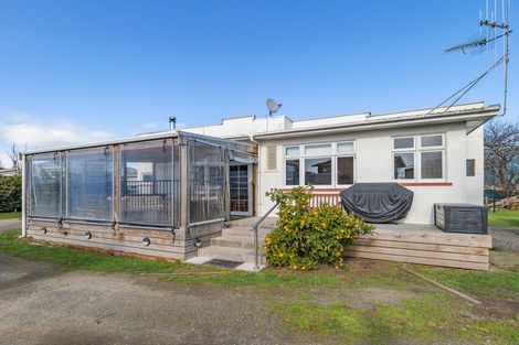 Photo of property in 3 Lena Place, Foxton, 4814