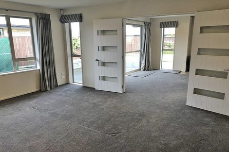 Photo of property in 5 Wheatsheaf Drive, Leeston, 7632