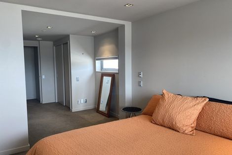 Photo of property in Monument Apartments, 9h/245 Wakefield Street, Te Aro, Wellington, 6011
