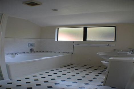 Photo of property in 48 Jaunpur Crescent, Broadmeadows, Wellington, 6035