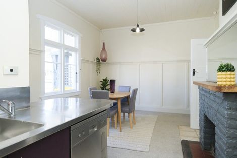 Photo of property in 25 Swinburn Street, Dannevirke, 4930