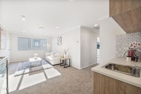 Photo of property in 60 Hikuawa Road, Flat Bush, Auckland, 2019