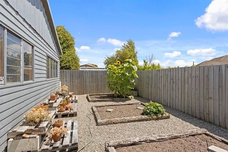 Photo of property in 98 Willryan Avenue, New Brighton, Christchurch, 8083