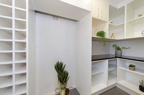 Photo of property in 6 Derwent Place, Flagstaff, Hamilton, 3210