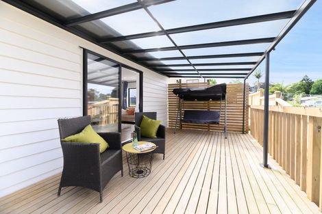 Photo of property in 26a Scarlock Avenue, Browns Bay, Auckland, 0630