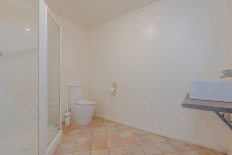 Photo of property in 1 Wairau Place, Kelvin Grove, Palmerston North, 4414