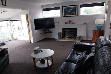 Photo of property in 25 Alastair Avenue, Owhata, Rotorua, 3010