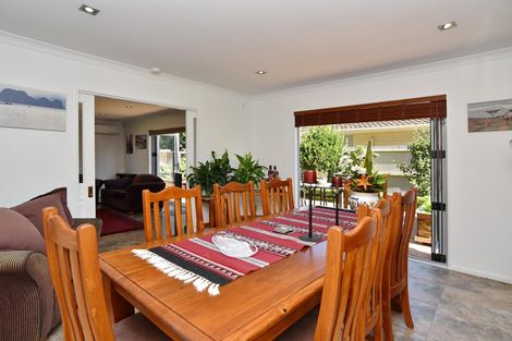 Photo of property in 42 Saint James Avenue, Papanui, Christchurch, 8053