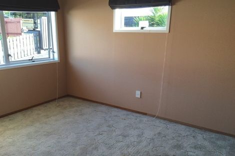 Photo of property in 189 Rangatira Road, Beach Haven, Auckland, 0626