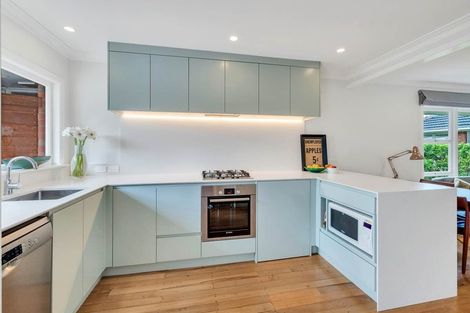 Photo of property in 2/12 Bella Vista Road, Herne Bay, Auckland, 1011