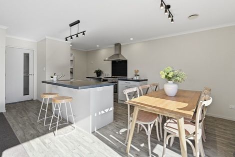 Photo of property in 12 Contour Avenue, Pyes Pa, Tauranga, 3112