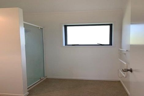 Photo of property in 131 Colwill Road, Massey, Auckland, 0614