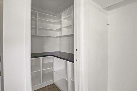 Photo of property in 5 Massey Street, Tawa, Wellington, 5028